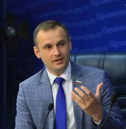 Леонов Сергей Дмитриевич